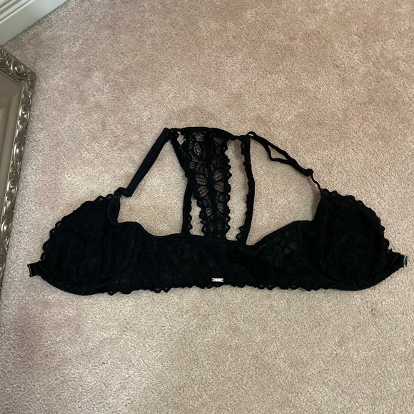 Pink bra - Picture 4 of 5